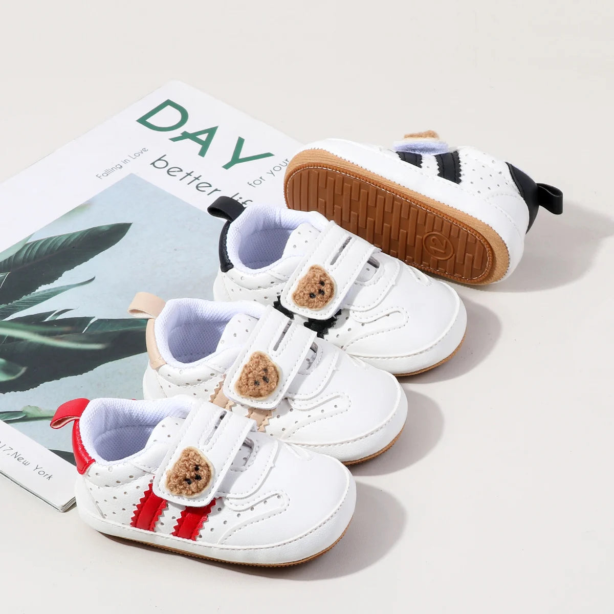 2025 0-18 Months Baby Boys Girls Sneakers Cute Bear Embroidery Infant First Walking Shoes Non-Skid Athletic Shoes