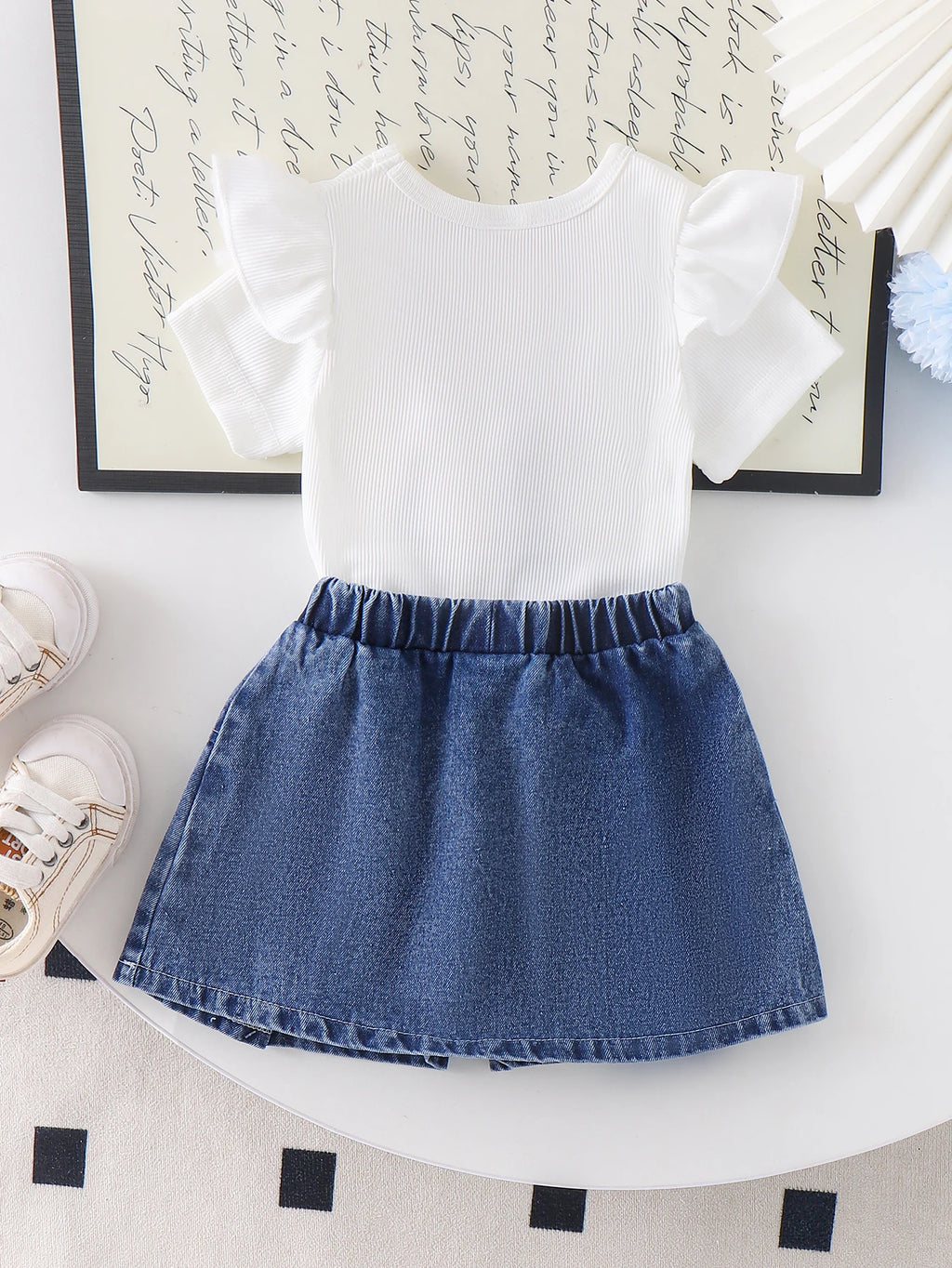 Summer New Style Girls Are Comfortable and Cute 1-3 Years Old White Short-Sleeved T-Shirt + Short Skirt