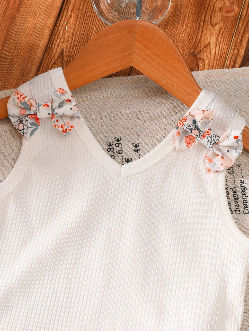 2Pcs Summer Girls' Set Bow Vest Top+Small Floral Half Skirt Set 4-7 Year Old Girls' Vacation Leisure Set Children's clothing