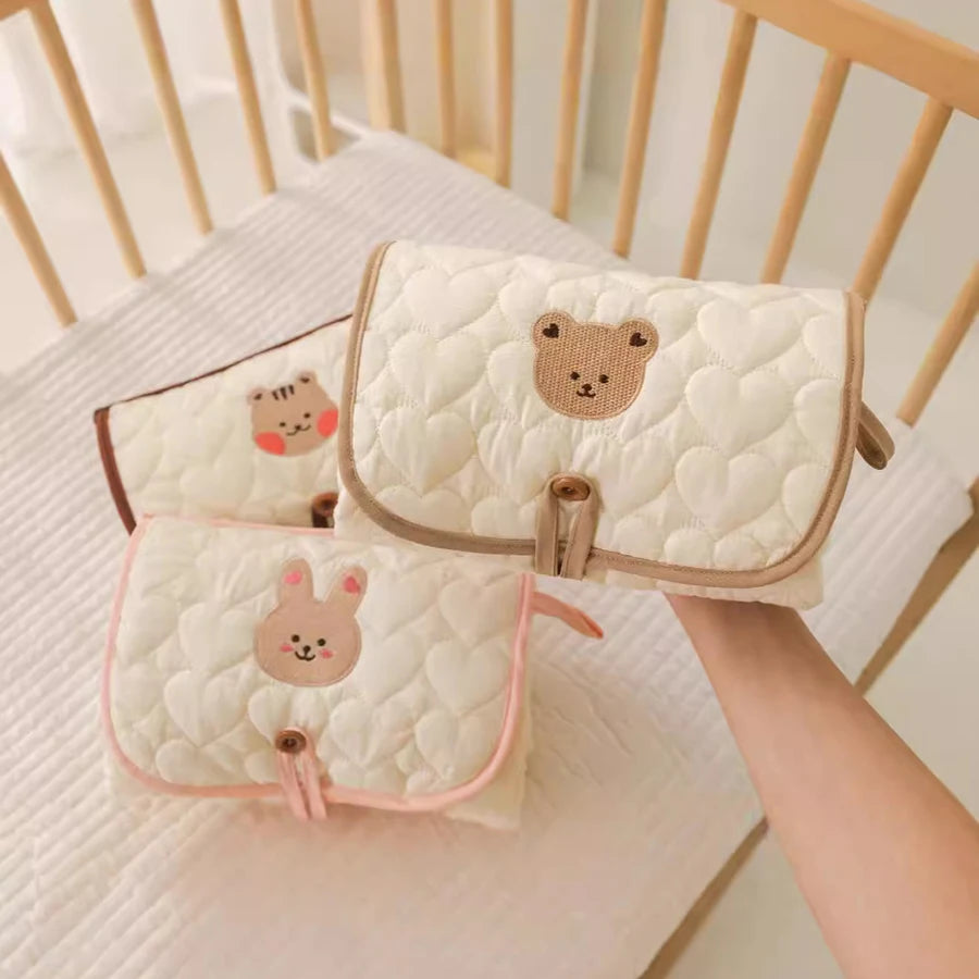 Portable Changing Pad for Baby Diaper Bag and Travel Changing Station Foldable Baby Diaper Changing Pad Waterproof Newborn Diape