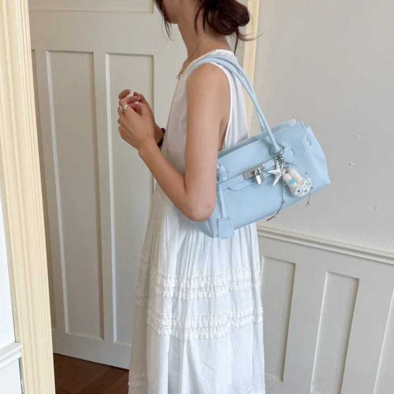 Vintage Luxury Diaper Bag: Elegant Crossbody Handbag For Women With Designer Letter Logo And Large Capacity Messenger Tote