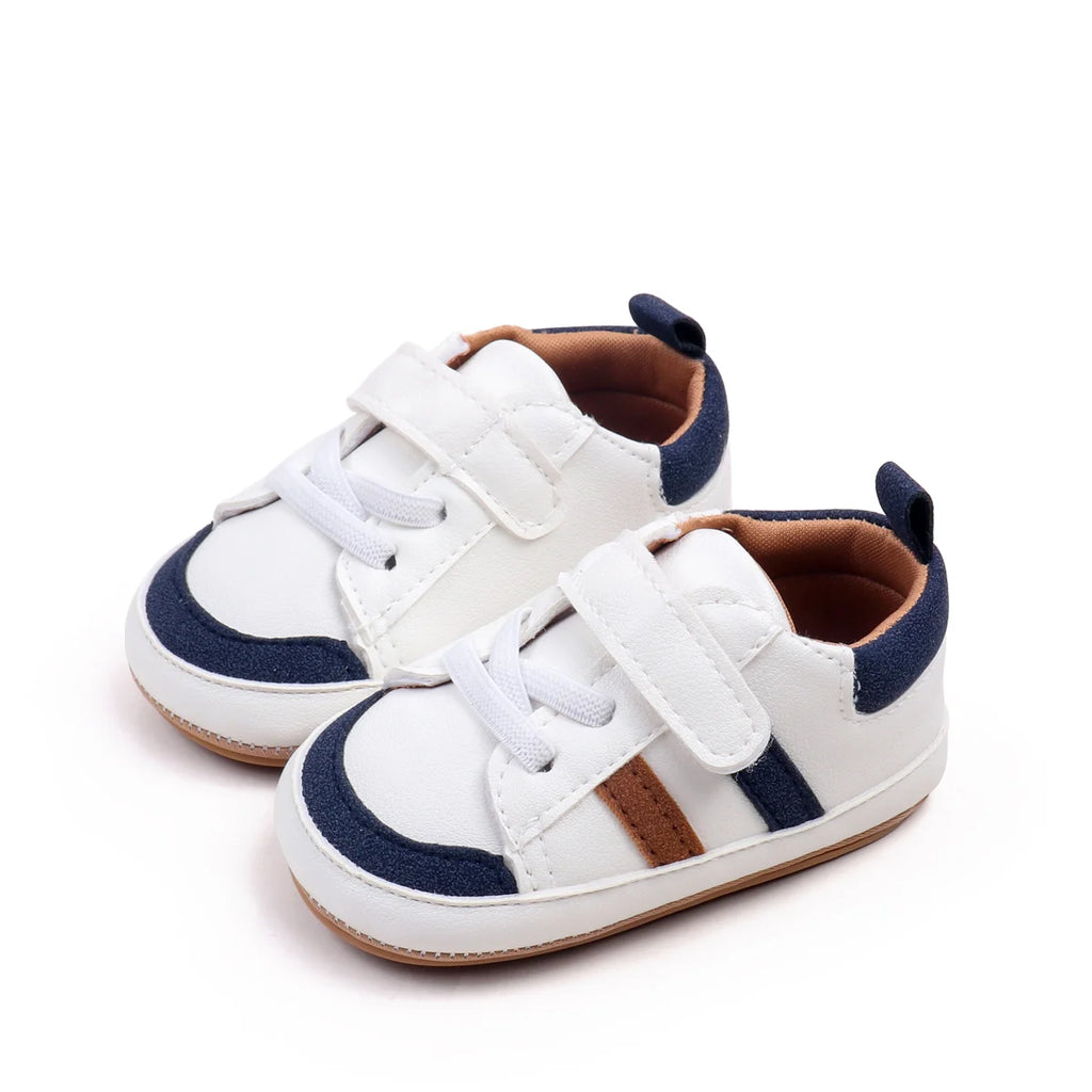 Newborn Baby Shoes Classic Leather Soft Soles Non Slip Toddler Walking Shoes for Boys and Girls 0-18M First Step Walking Shoes