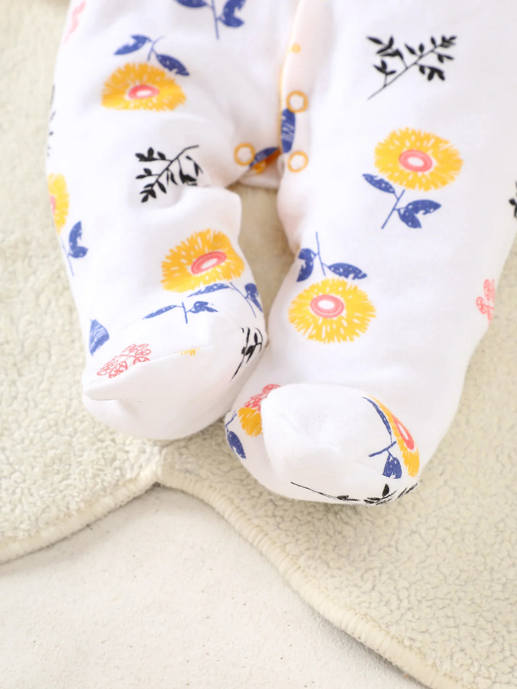 8-Piece Newborn Baby Romper Set, Made of 100% Pure Cotton, Soft and Breathable. Features a Yellow Floral Pattern, Suitable for N