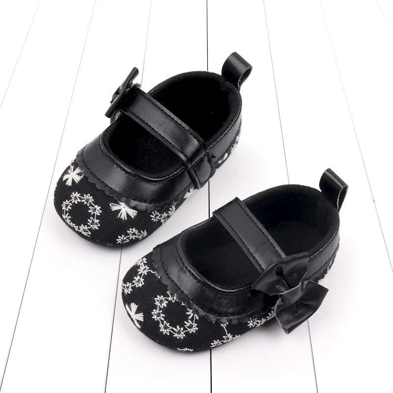 2025 Fashion Baby Shoes Soft Cotton and PU Newborn Toddler Prewalking Sneaker Cute Butterful Bow For 0-18M Baby Princess Shoes