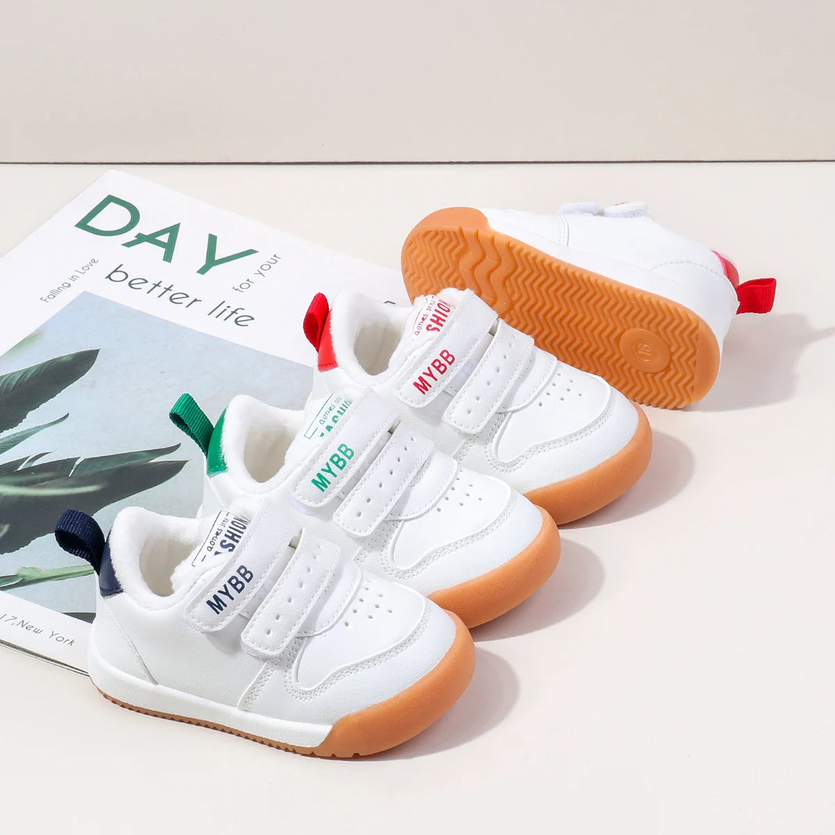Winter Trendy New Baby Walking Shoes For Boys And Girls Small Children Anti-Slip Soft Sole White Sneakers