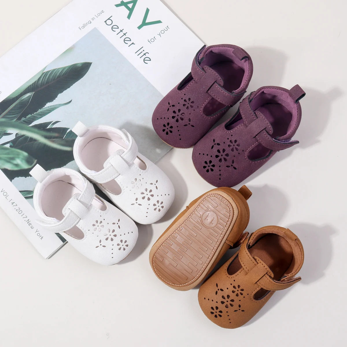 Baby Shoes For Boys And Girls, New Style, 0-1 Year Old, Hollow Out Rubber Sole, Anti-slip And Breathable Learning