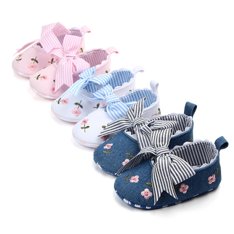 Cute Baby Girl Flower Bow Princess Shoes Spring & Autumn Fashion Design Soft Soled Solid Comfortable Infant Shoes First Walkers
