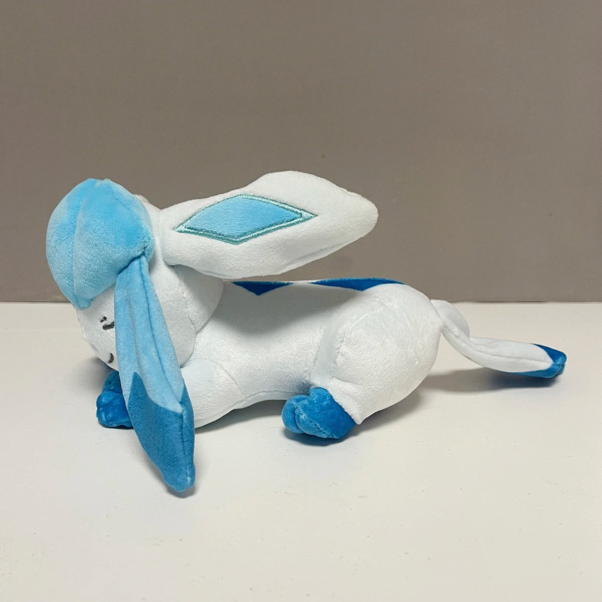 Pokemon Plush Vaporeon Sleeping Series Eeveelution Eevee Evolution Leafeon Glaceon Sylveon Stuffed Doll Charizard Pikachu Doll