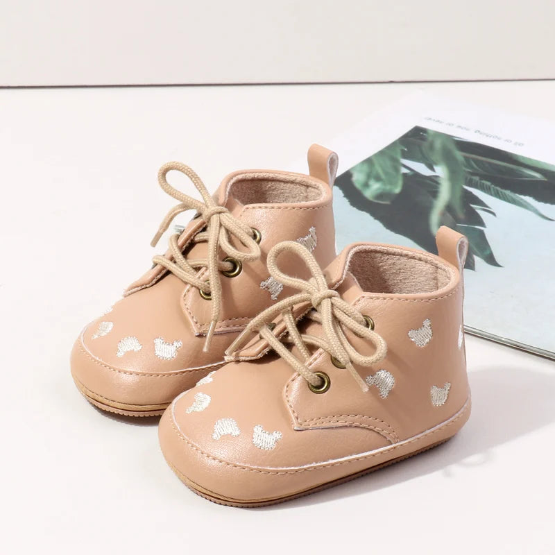 2025 Cartoon Embroidery Baby Girl Boy Fashion Non-slip Shoes Spring Autumn High Quality Newborn Infant Toddler Casual Shoes