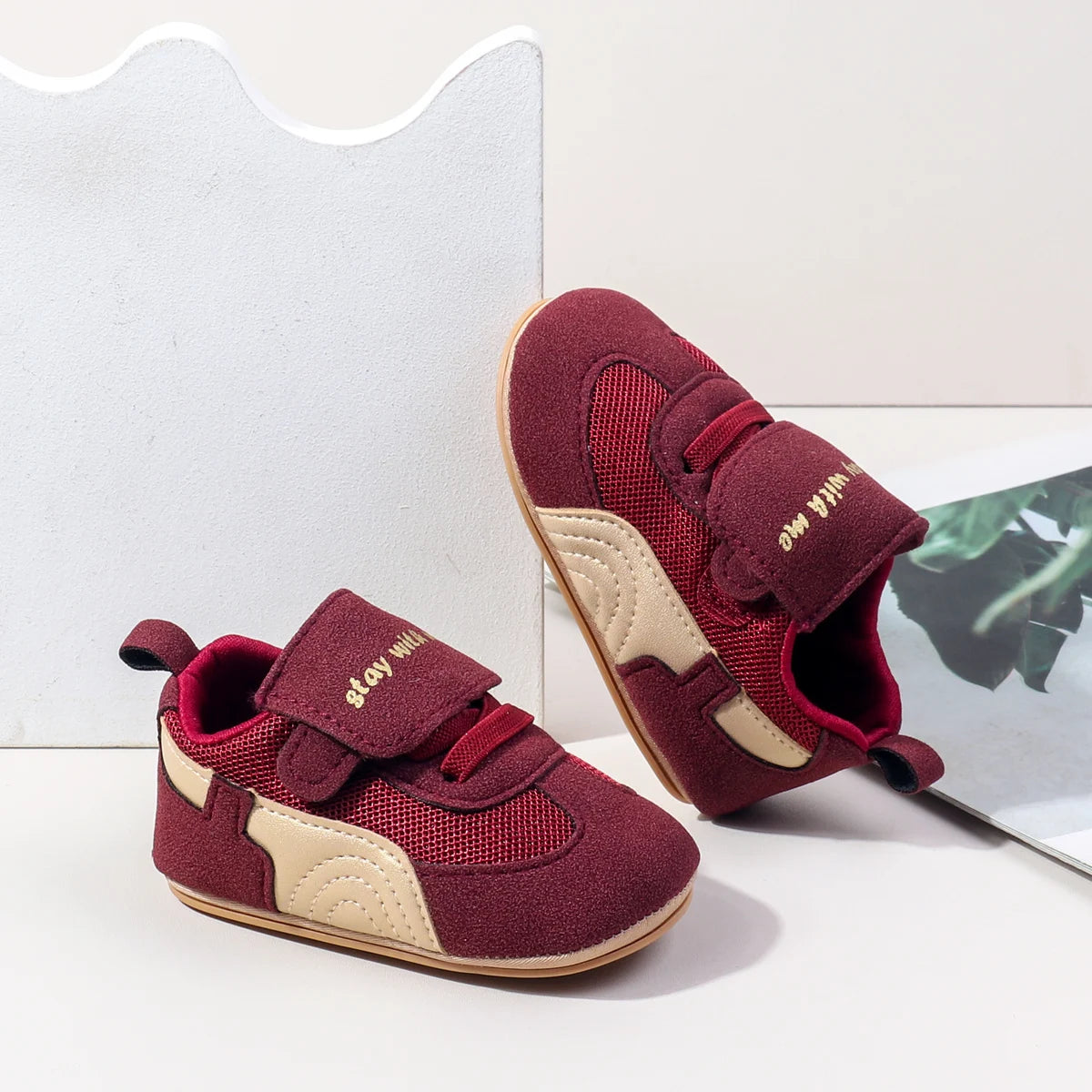 Newborn Baby Shoes Classic Leather Soft Soles Non Slip Toddler Walking Shoes for Boys and Girls 0-18M First Step Walking Shoes