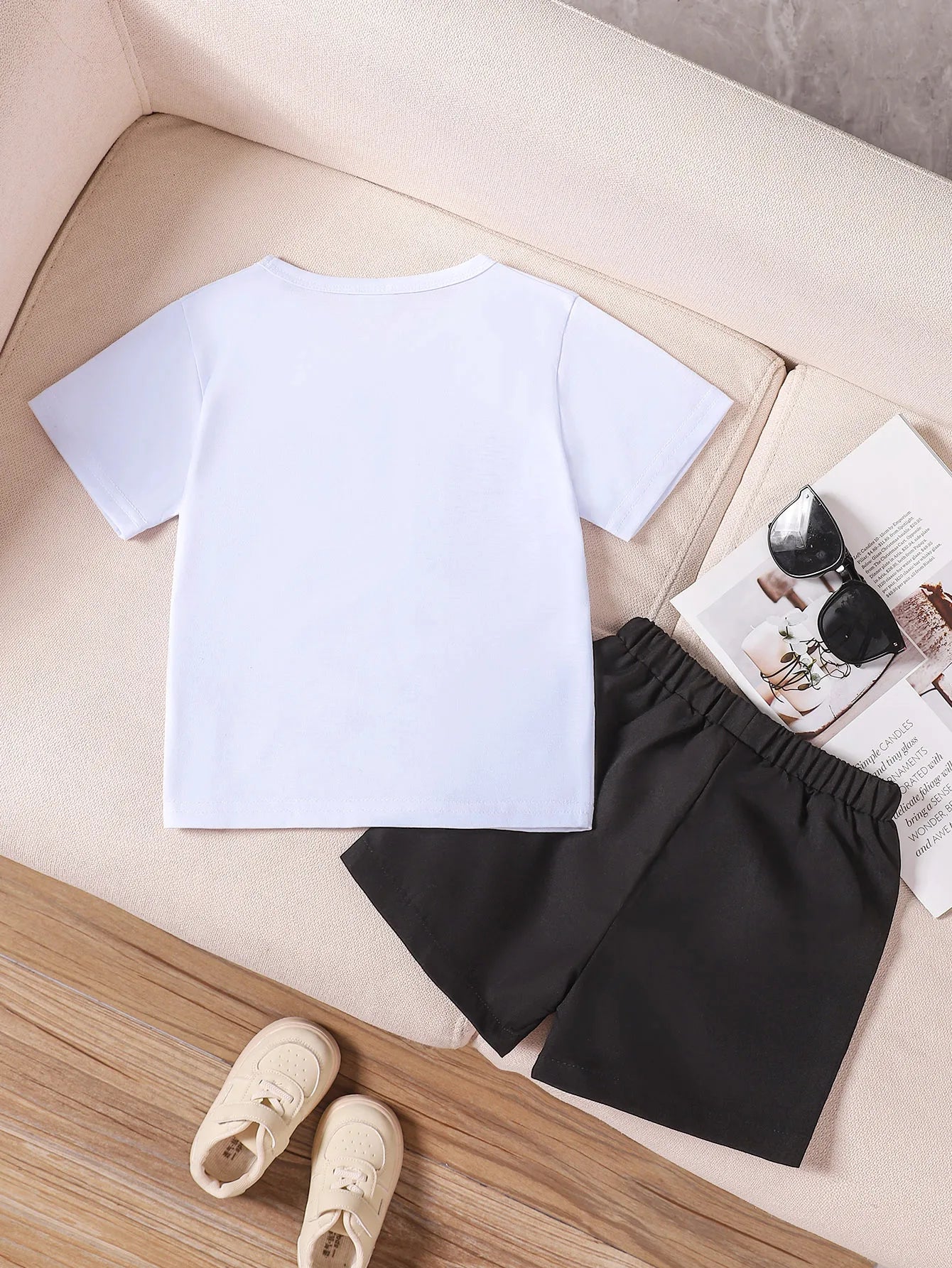 Children's Boys leisure Set Round Neck Letter Printed Top+Black Shorts Set 4-7 Year Old Boys' Summer Sports and Leisure Set