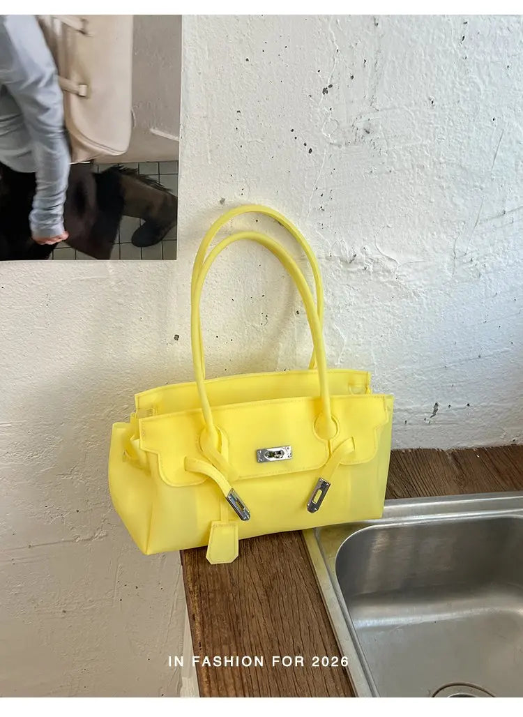 Vintage Luxury Diaper Bag: Elegant Crossbody Handbag For Women With Designer Letter Logo And Large Capacity Messenger Tote