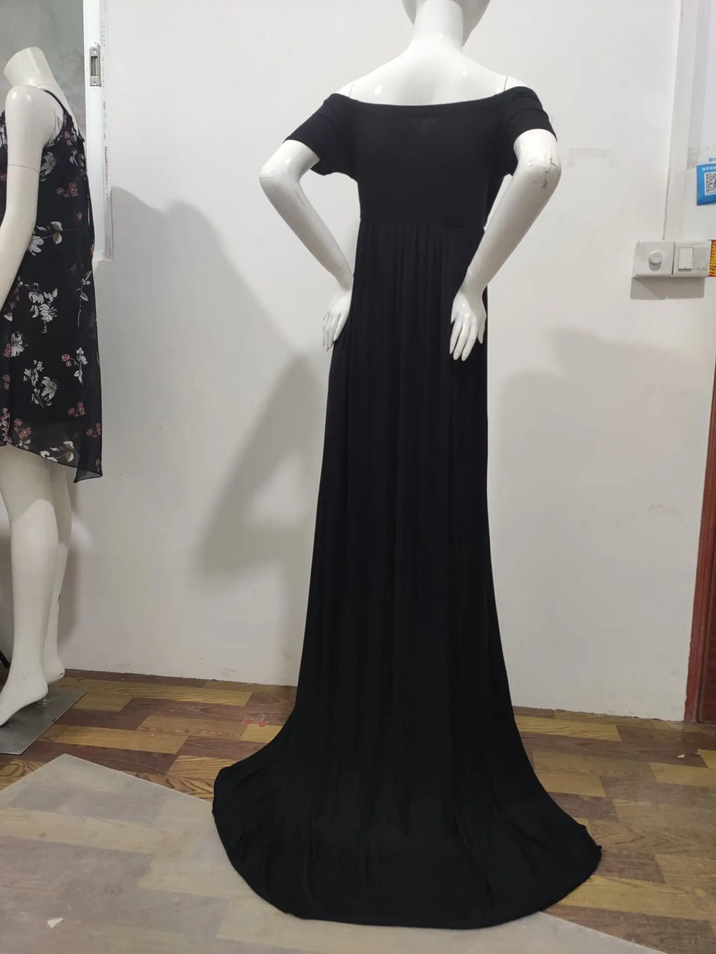 Maternity Drees