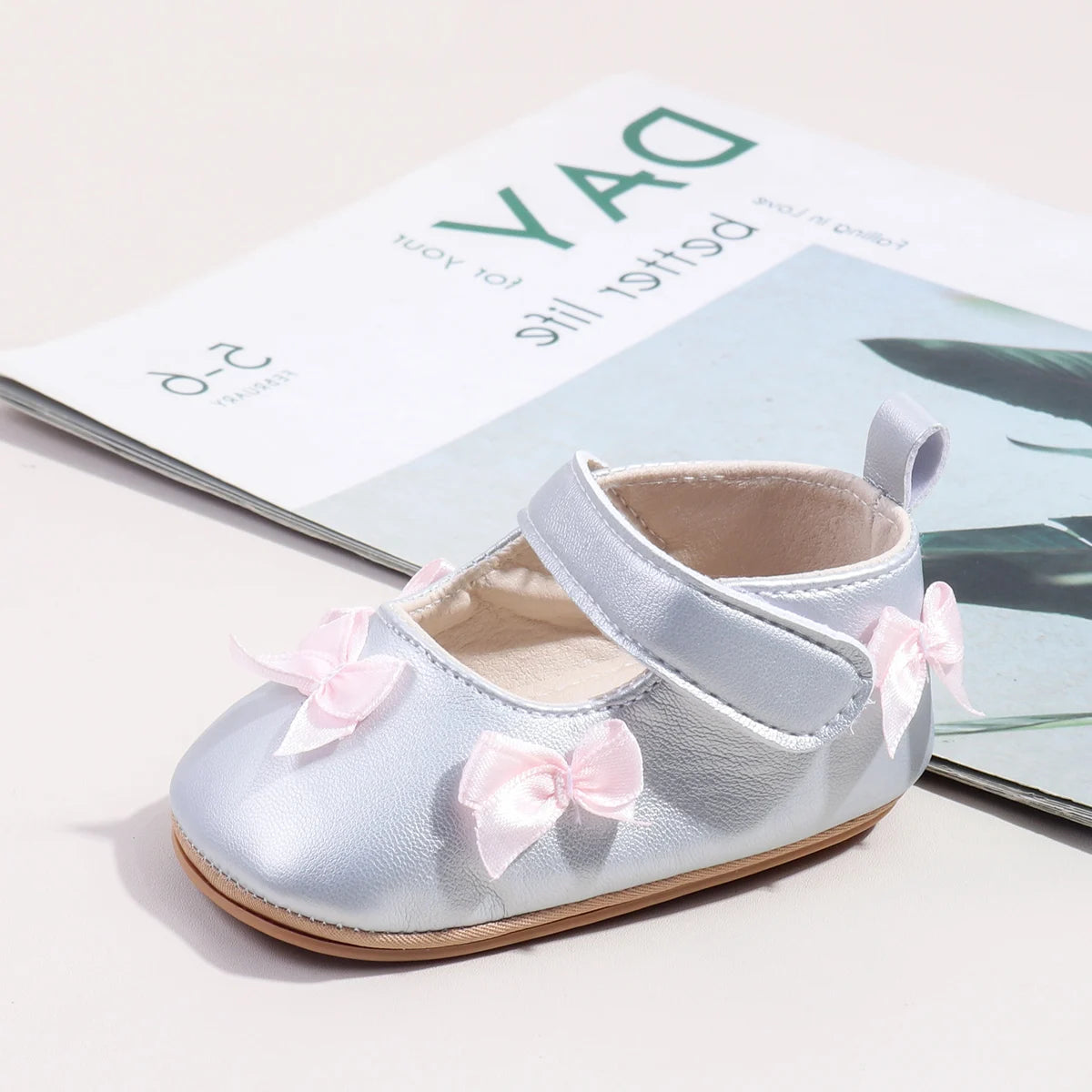 New Spring And Autumn Baby Girls First Walking Indoor Outdoor Toddler Shoes For 0-18M Baby Princess Shoes Soft TPR Sole