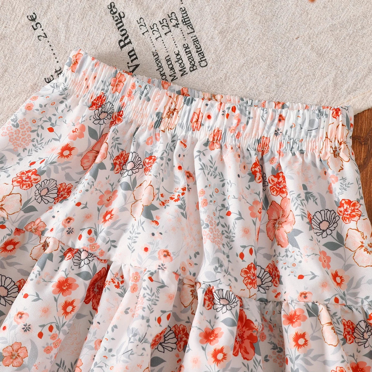 2Pcs Summer Girls' Set Bow Vest Top+Small Floral Half Skirt Set 4-7 Year Old Girls' Vacation Leisure Set Children's clothing