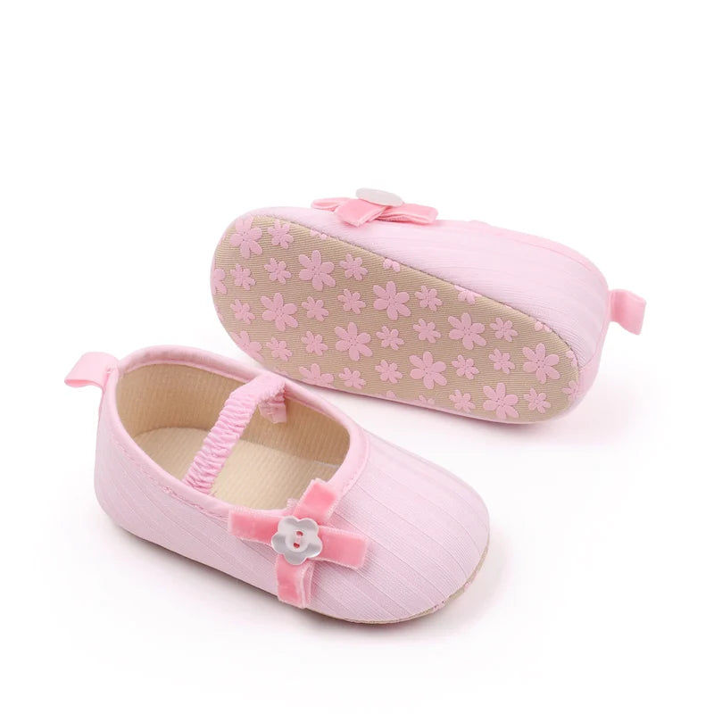 2025 Spring And Autumn Baby Girls First Walking Indoor Outdoor Toddler Shoes With Cute Design Soft And Comfortable Sole For 0-18