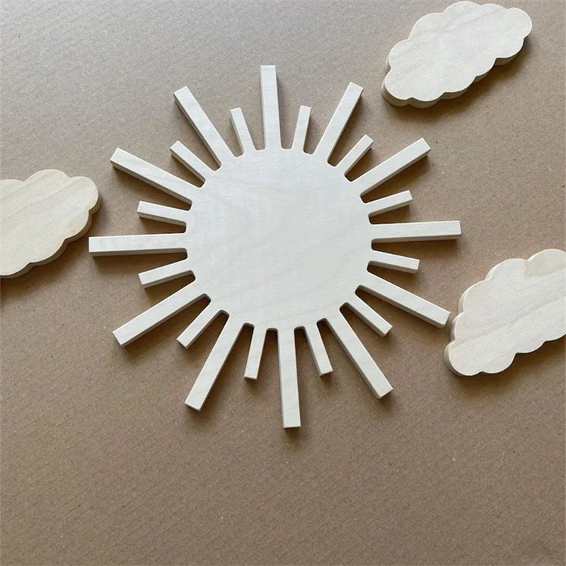 4Pcs Scandinavian Style Wooden Sun and Cloud Wall Decor Set Natural Wood Home Wall Art Decoration Neutral Bohemian Boys and Girls Room Decor Wall Decoration Sun