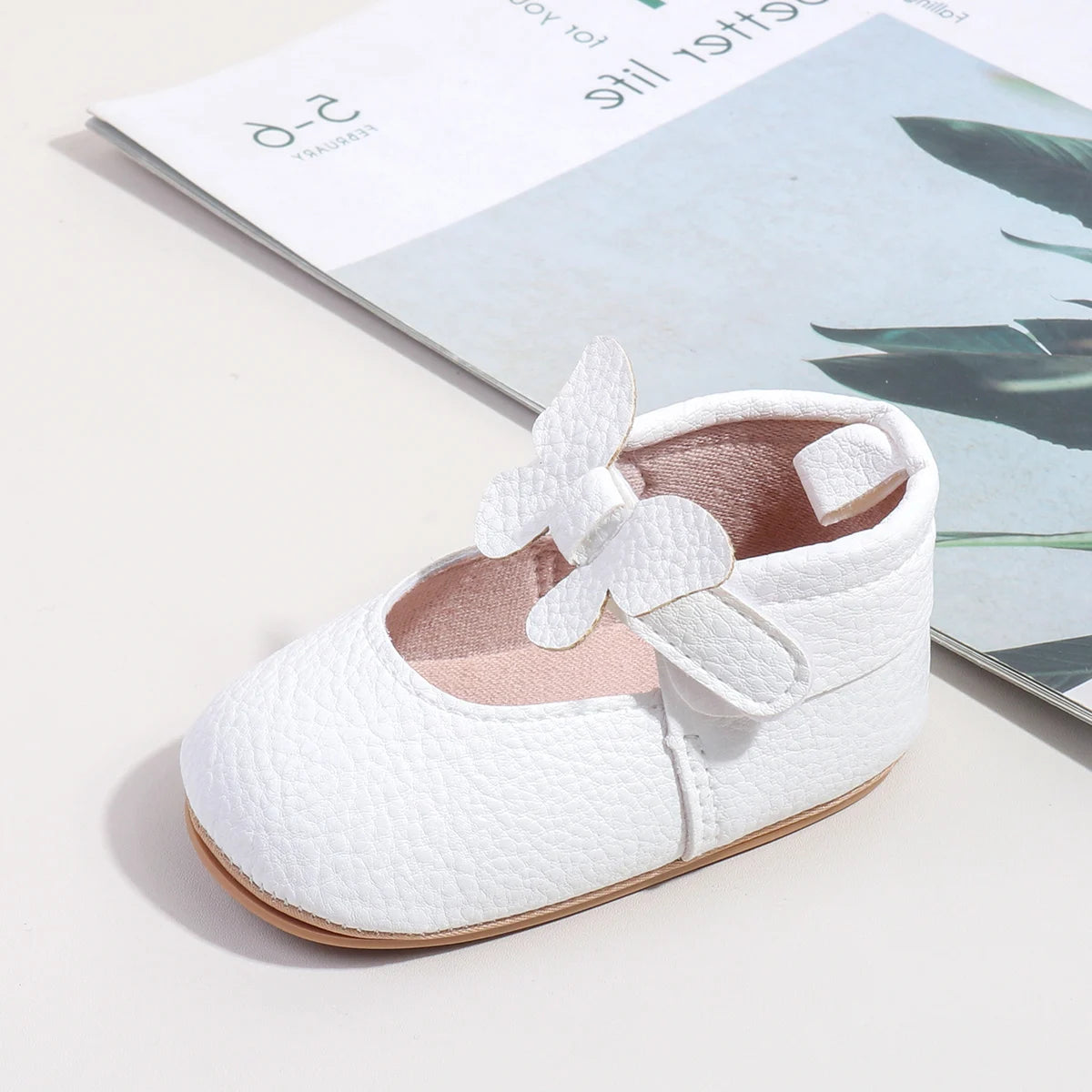 New Spring And Summer Baby Shoes Indoor Learning Shoes Butterfly Velcro Princess Shoes Anti-slip Baby Shoes