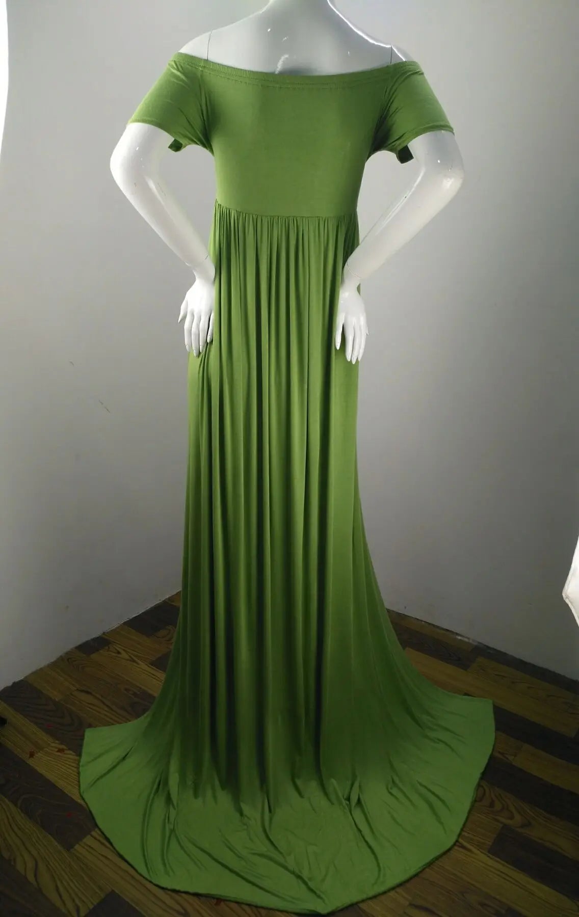 Maternity Drees