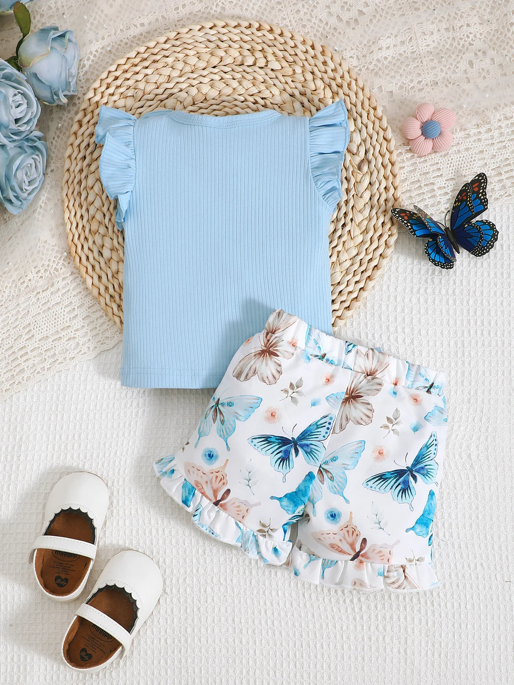 Sweet Two-Piece Set for Baby Girls, Featuring a Ruffled Lace Bow Round-Neck Pullover, Soft Ribbed Tank Top + Butterfly Floral Print & Bow Lace Shorts, Suitable for Casual Outdoor Activities, Spring and Summer