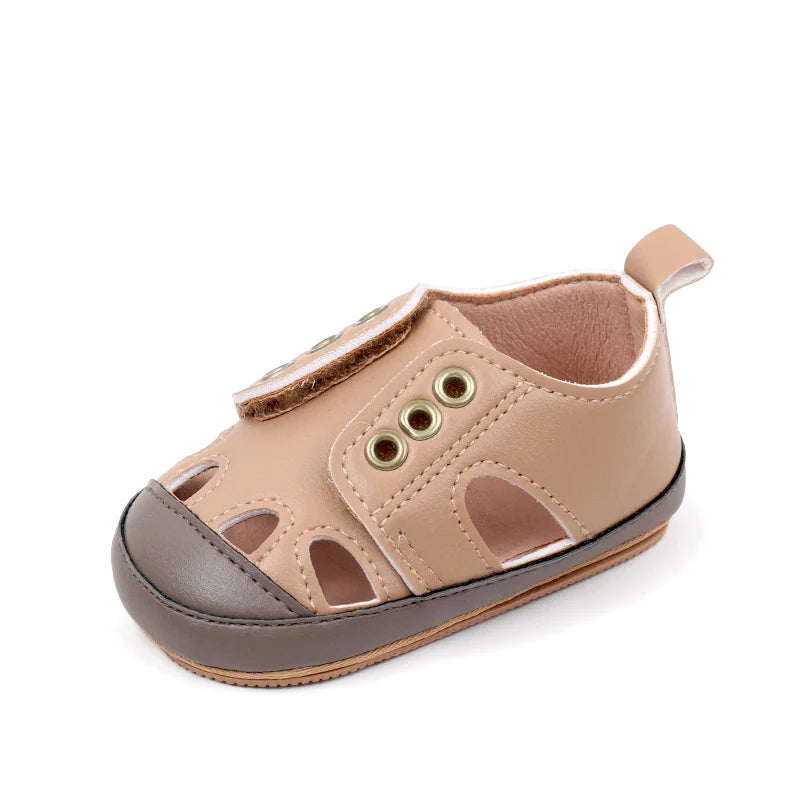 Spring/Summer New Style Baby Shoes with Hollow Design for Good Air Circulation Soft and Anti-Slip Function for Learning Walkers
