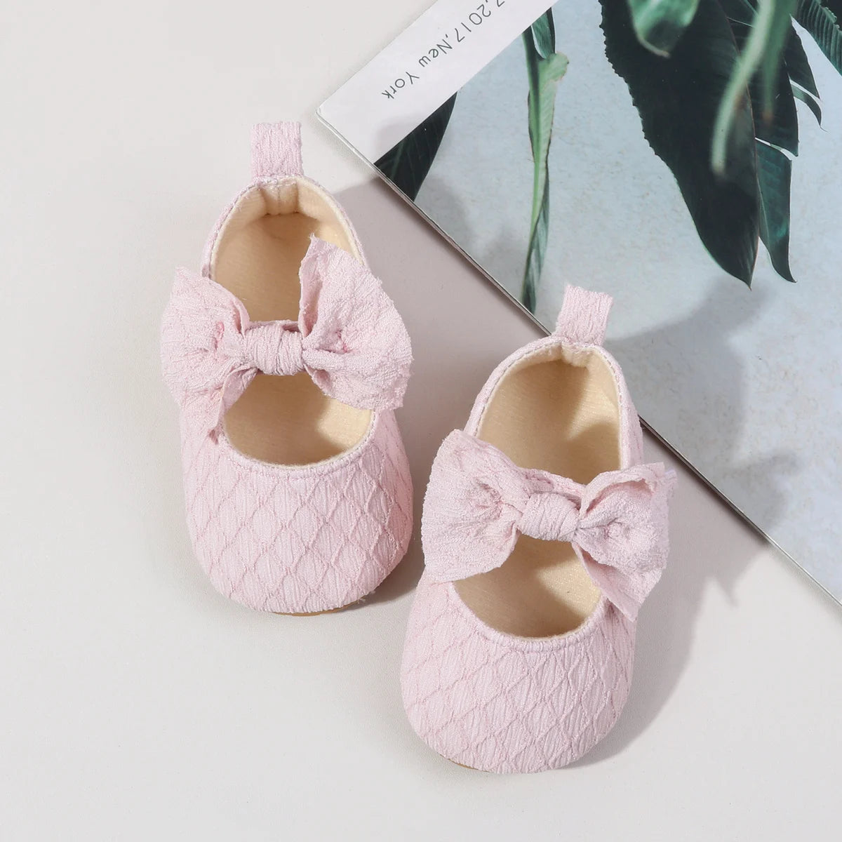 Baby Shoes Soft Mary Jane Beautiful Girl Style Spring and Summer Sandal For Newborn Toddler 0-18 Months New Fashion