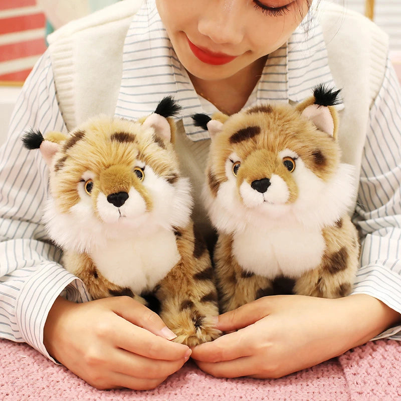 25CM Anime Yellow Leopard Plush Toy Ultra-Soft Simulated Animal Cute Wildlife Doll Lifelike Collectible Kids Gift