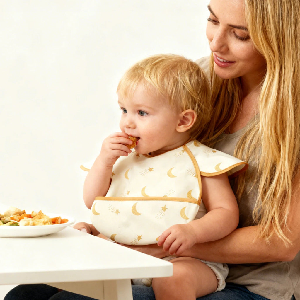 Elinfant New Fashion Pattern Waterproof Pocket Lunch Feeding Bibs Reusable Baby Bibs Cute Children Baby Apron Kids Burp Cloths
