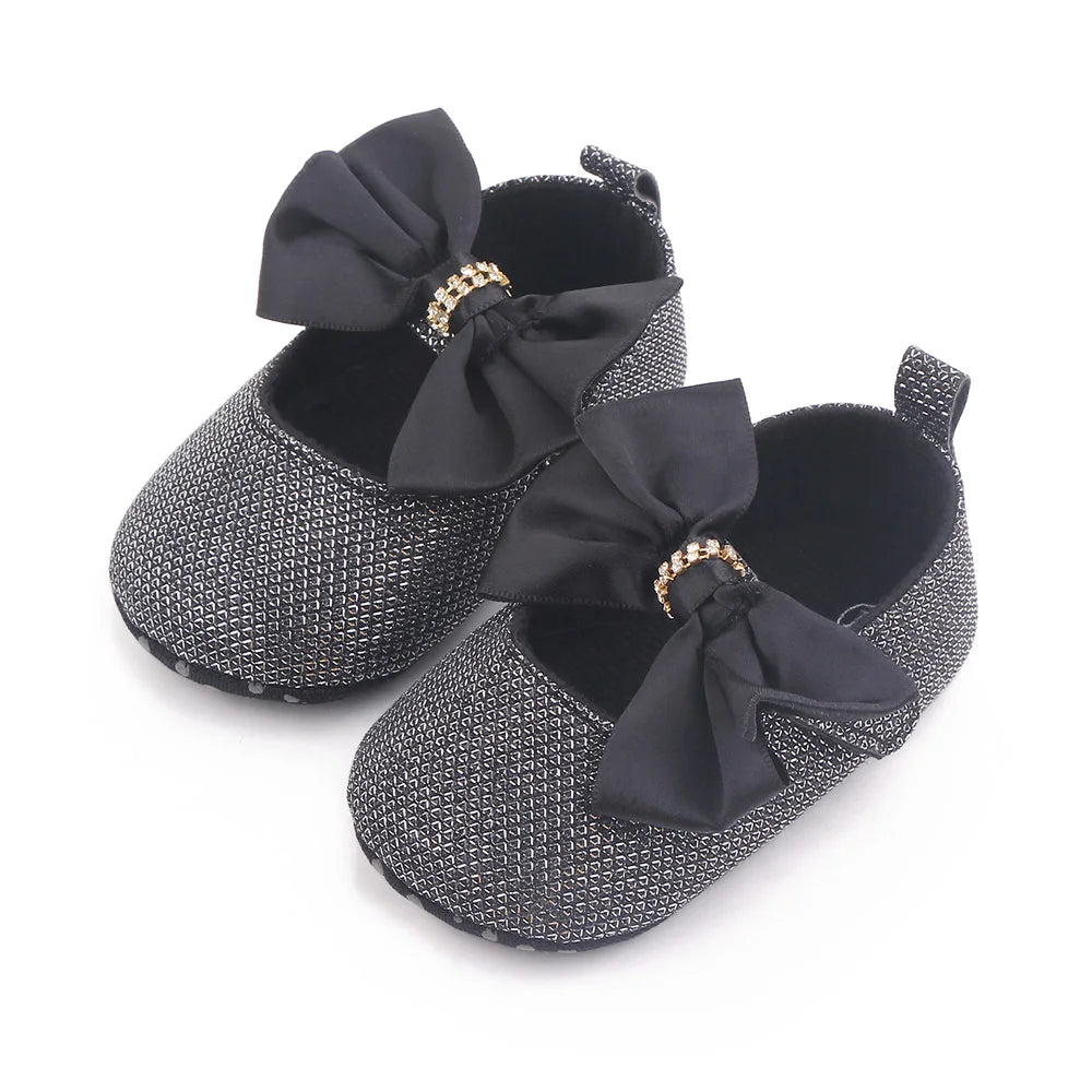 Spring Autumn Beautiful Baby Girl Princess Shoes Soft Soled Butterfly Bowknot Fashion Design Solid Newborn Prewalker Shoes D2677