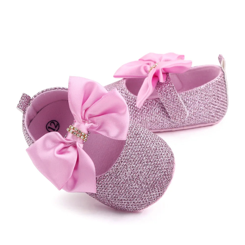 Spring Autumn Beautiful Baby Girl Princess Shoes Soft Soled Butterfly Bowknot Fashion Design Solid Newborn Prewalker Shoes D2677