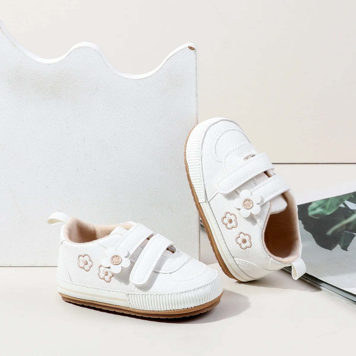 Spring and Autumn New Style Boys' and Girls' Baby Shoes Flower Pattern PU Casual Shoes 0-1 Years Old Learning Walkers Shoes