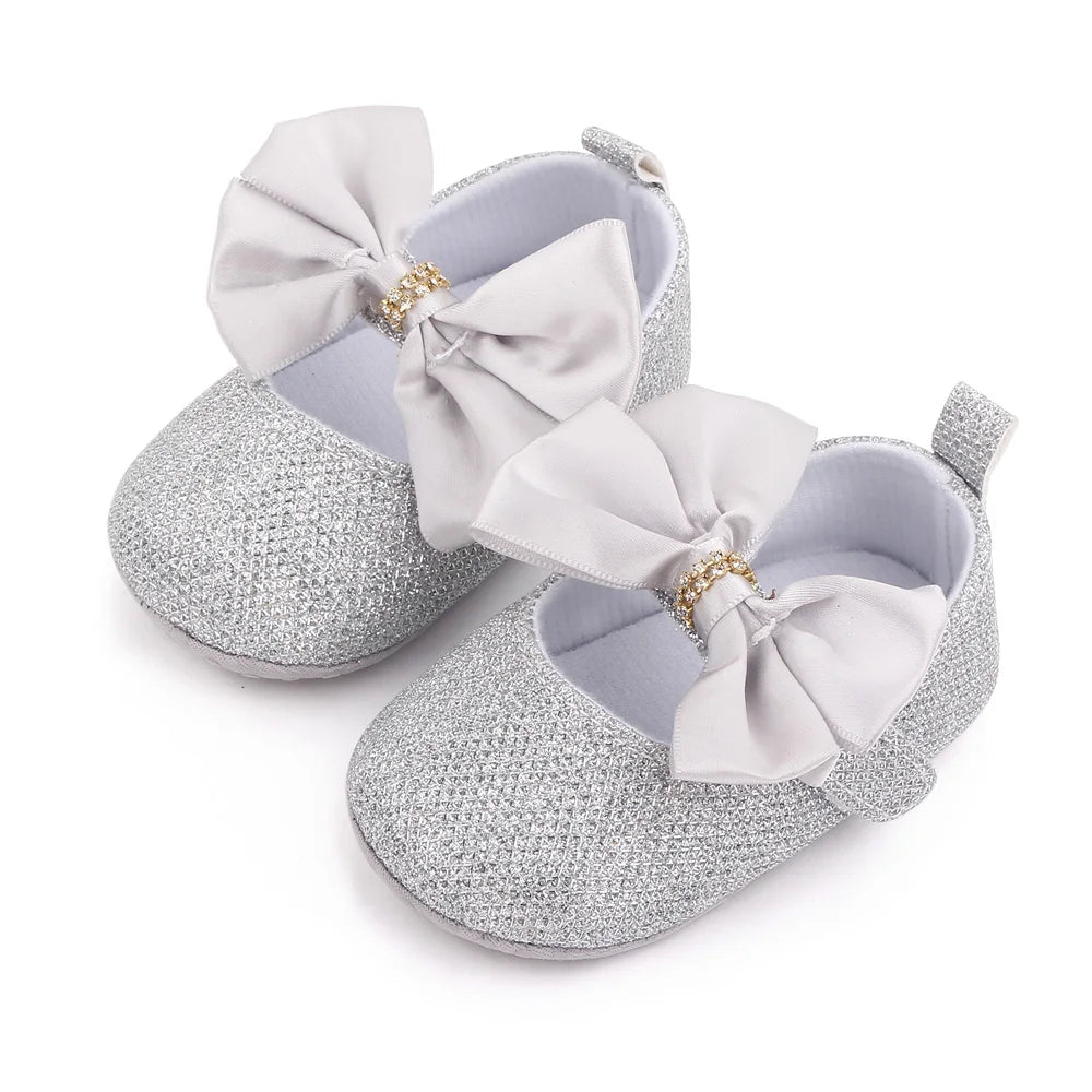 Spring Autumn Beautiful Baby Girl Princess Shoes Soft Soled Butterfly Bowknot Fashion Design Solid Newborn Prewalker Shoes D2677