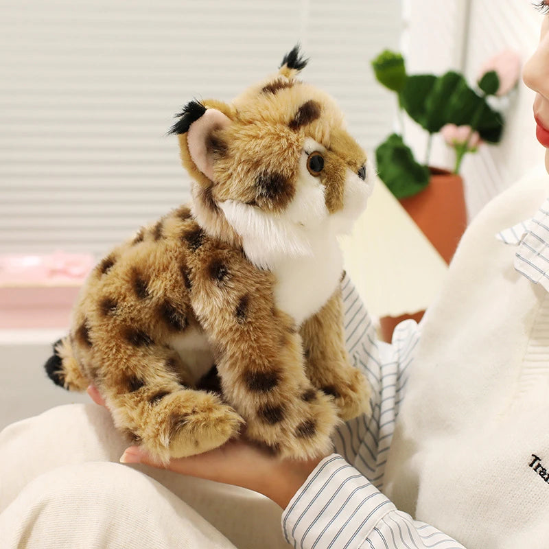 25CM Anime Yellow Leopard Plush Toy Ultra-Soft Simulated Animal Cute Wildlife Doll Lifelike Collectible Kids Gift