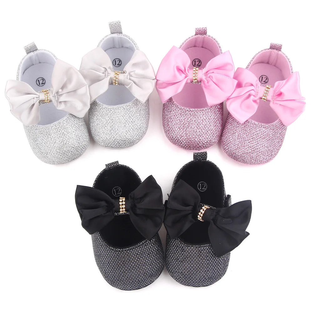 Spring Autumn Beautiful Baby Girl Princess Shoes Soft Soled Butterfly Bowknot Fashion Design Solid Newborn Prewalker Shoes D2677