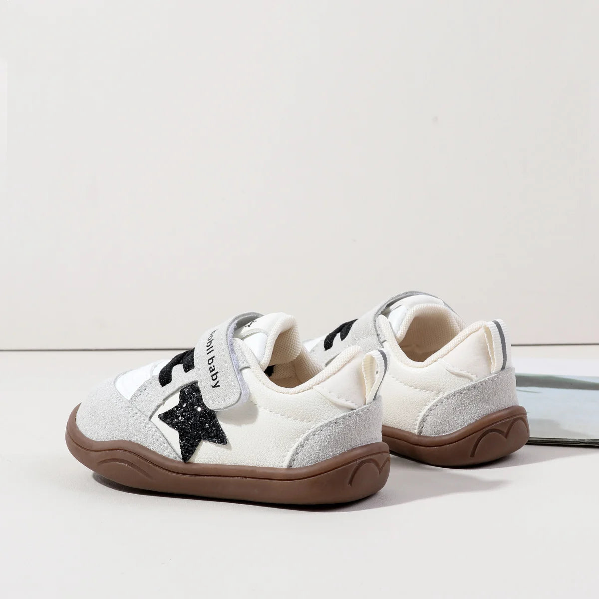 2025 Fashion Deisgn Baby Unisex First Walking Indoor Outdoor Sneakers With Glitter Star Decor Non-slip For 0-2Y Boys And Girls