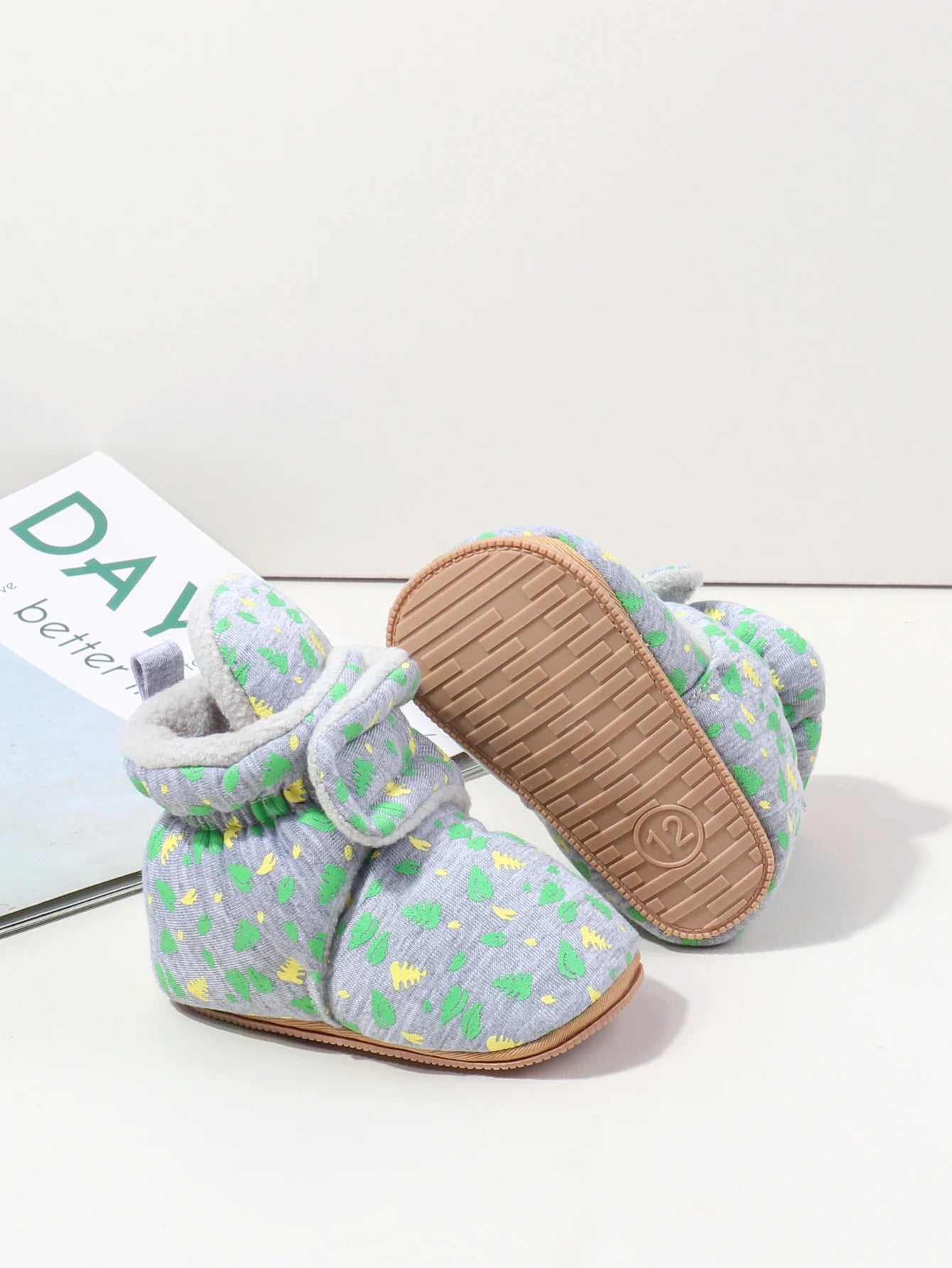 Winter Baby Boys And Girls First Walking Toddler Shoes With Fashion Design And High Quality TPR Sole For 0-18M Baby Unisex