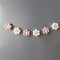 Nordic Style Handmade Pom-Pom Daisy Garland Decoration for Shelves, Wall Hanging Pom-Pom Pink Daisy Wreath, Holiday Christmas Wedding Thanksgiving Wall Decoration Garland, Tent Curtain Decoration Hanging Ornaments