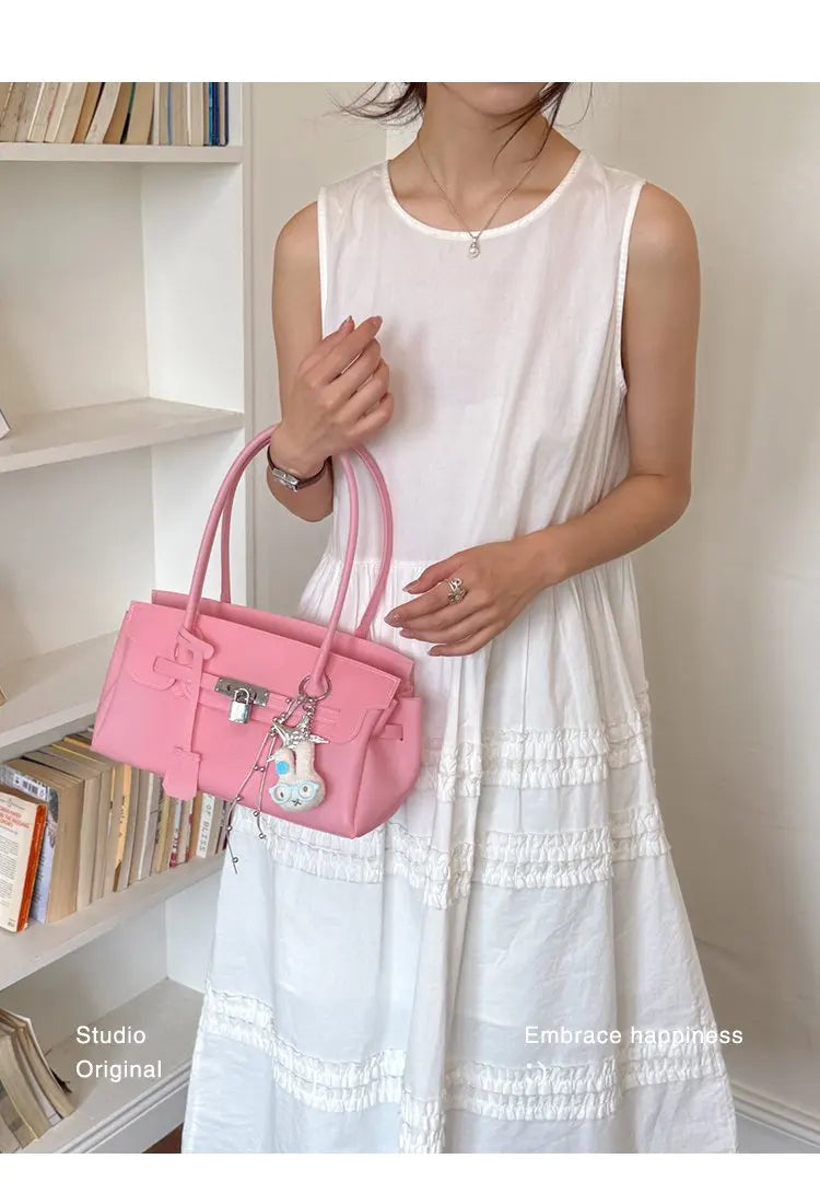 Vintage Luxury Diaper Bag: Elegant Crossbody Handbag For Women With Designer Letter Logo And Large Capacity Messenger Tote