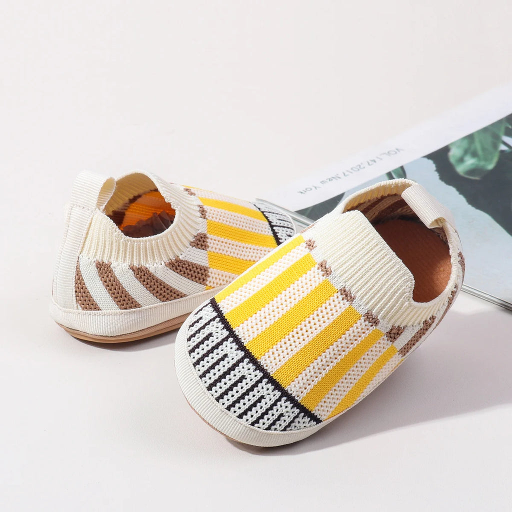 2025 Spring New Slip-on Toddler Shoes Baby First Walkers Boys Girls Autumn Non-Slip Classic Plaid Sneakers Sport Shoes