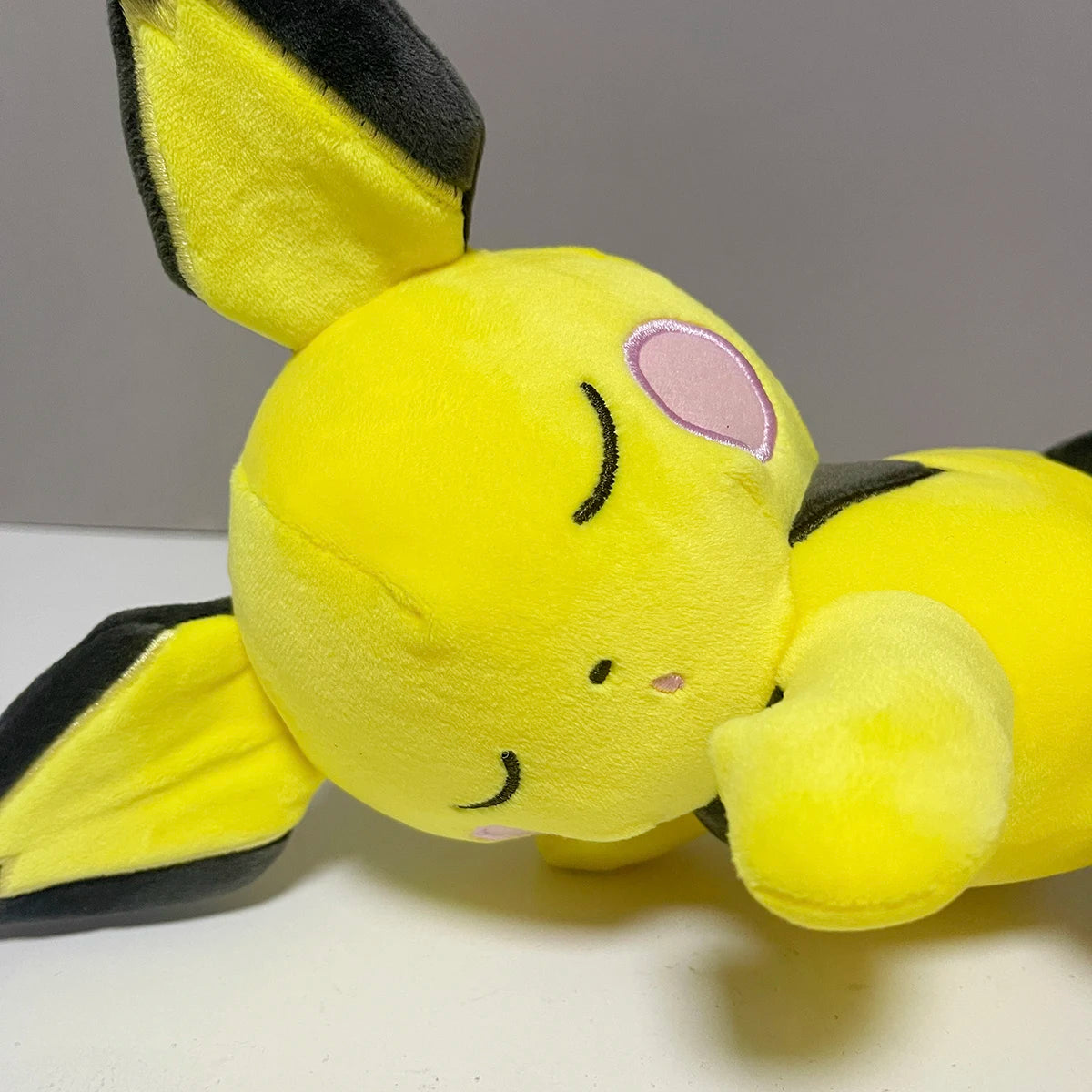 Pokemon Plush Vaporeon Sleeping Series Eeveelution Eevee Evolution Leafeon Glaceon Sylveon Stuffed Doll Charizard Pikachu Doll