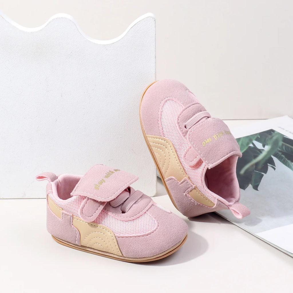 Newborn Baby Shoes Classic Leather Soft Soles Non Slip Toddler Walking Shoes for Boys and Girls 0-18M First Step Walking Shoes