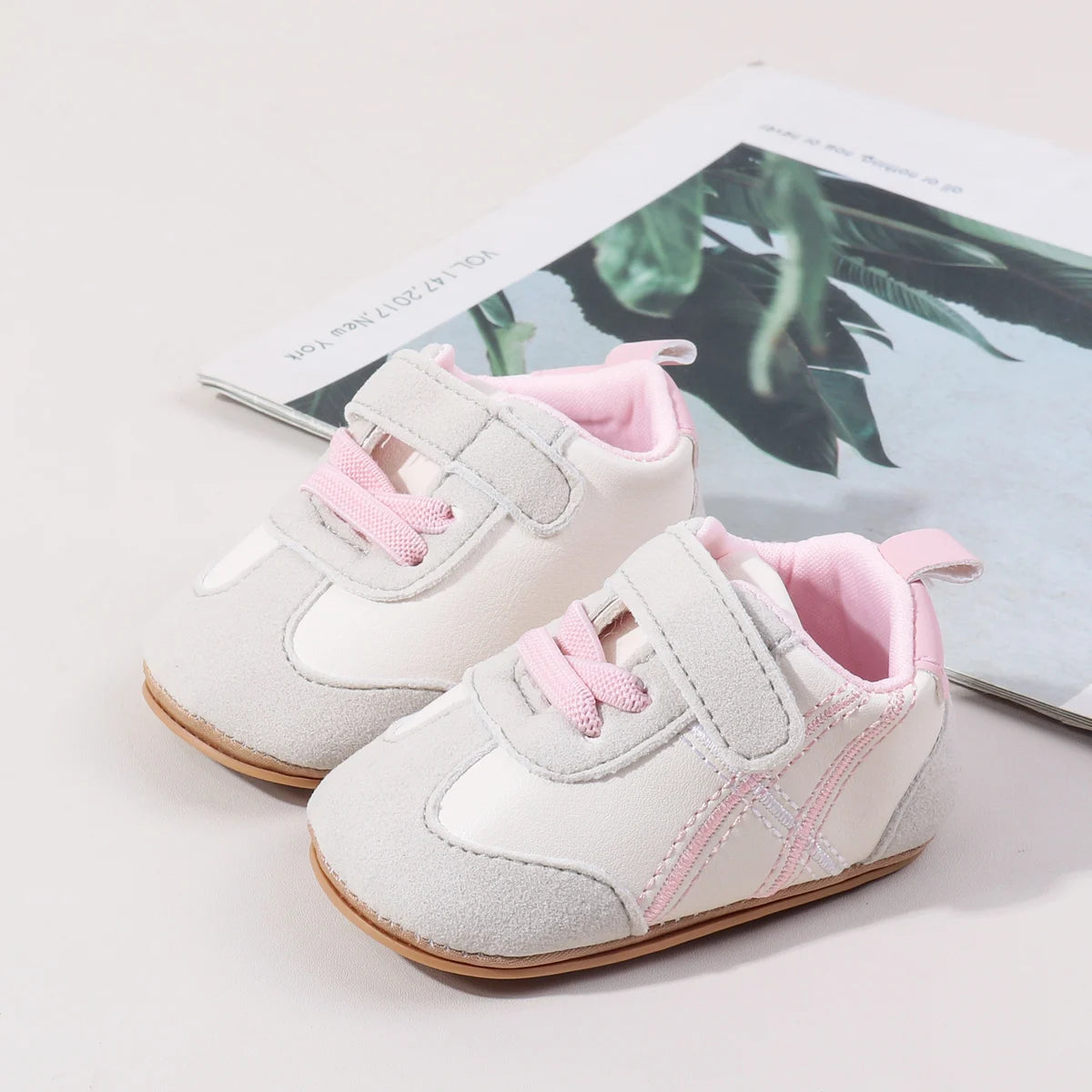 2025 New Spring Autumn Baby Girls and Boys Casual Sneakers TPR Sole Anti Slip Fashion Design PU Patchwork Infant Walking Shoes
