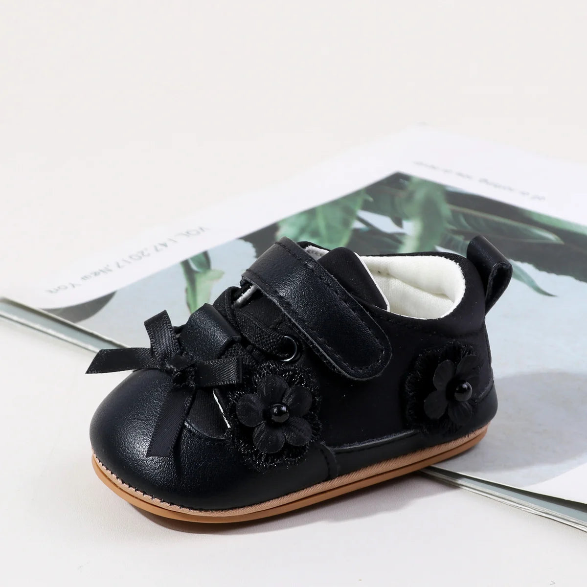 Baby Girls First Walking Toddler Shoes For 0-18 Months Spring And Autumn High Quality TPR Sole Four Colors Cute Flower Design