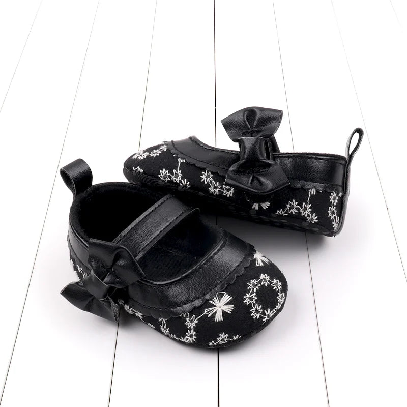 2025 Fashion Baby Shoes Soft Cotton and PU Newborn Toddler Prewalking Sneaker Cute Butterful Bow For 0-18M Baby Princess Shoes