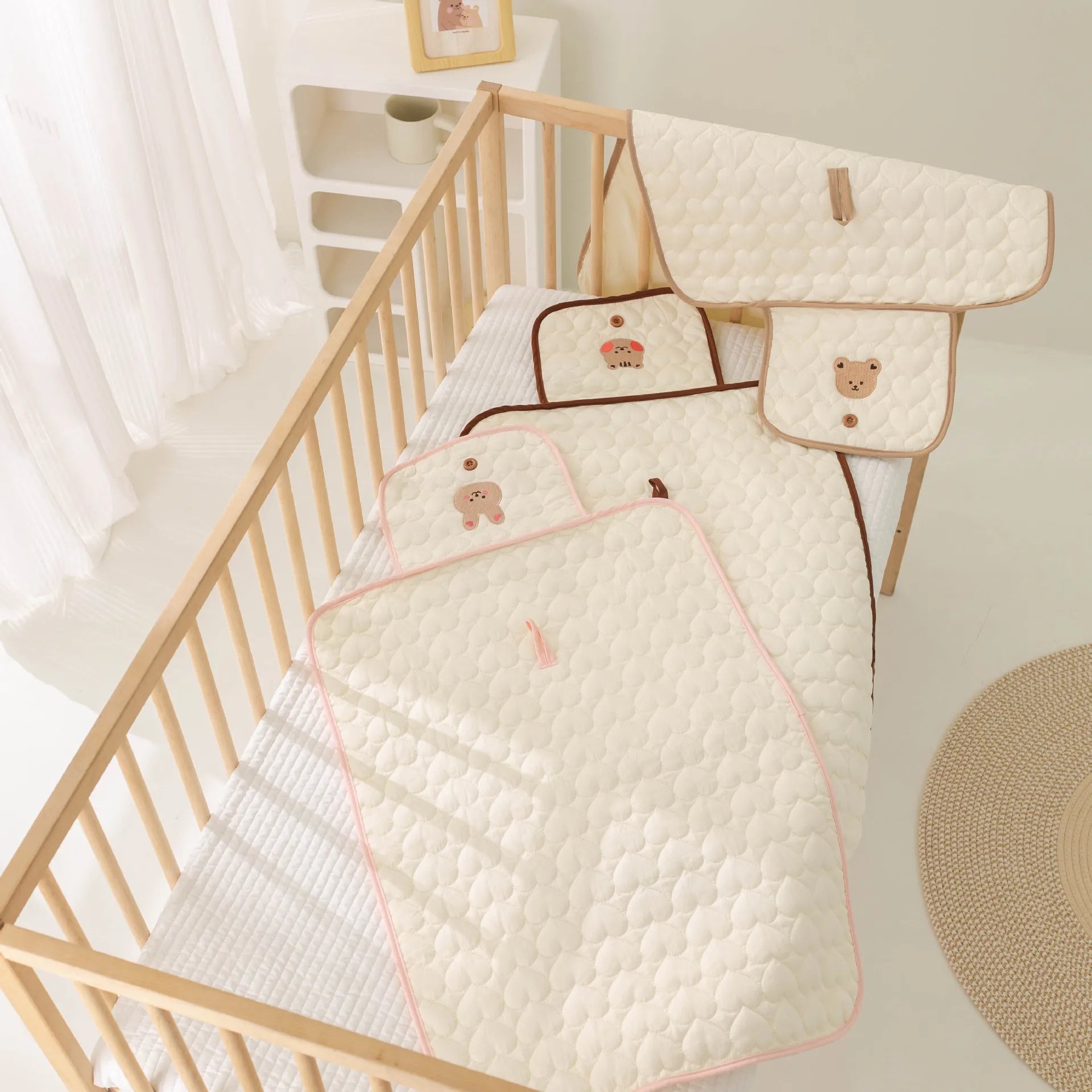 Korean ins baby portable urine pad bag multi-functional cute embroidery diaper changing diaper pad diaper changing pad