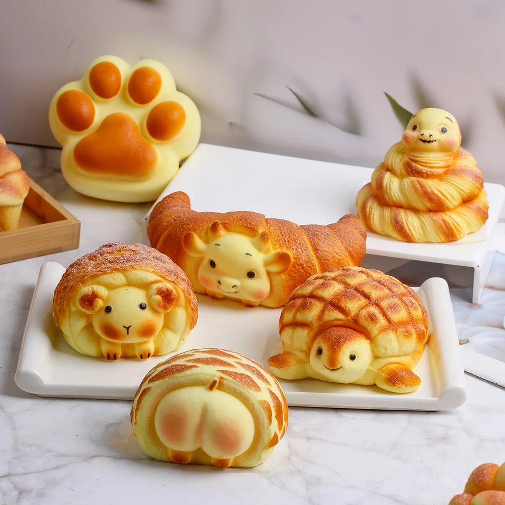 Kawaii Cartoon Animal Bread Squishy Slow Rising Squeeze Toy, Simulated Croissant Bun Fidget Toy Soft Stress Relief Toy Gift
