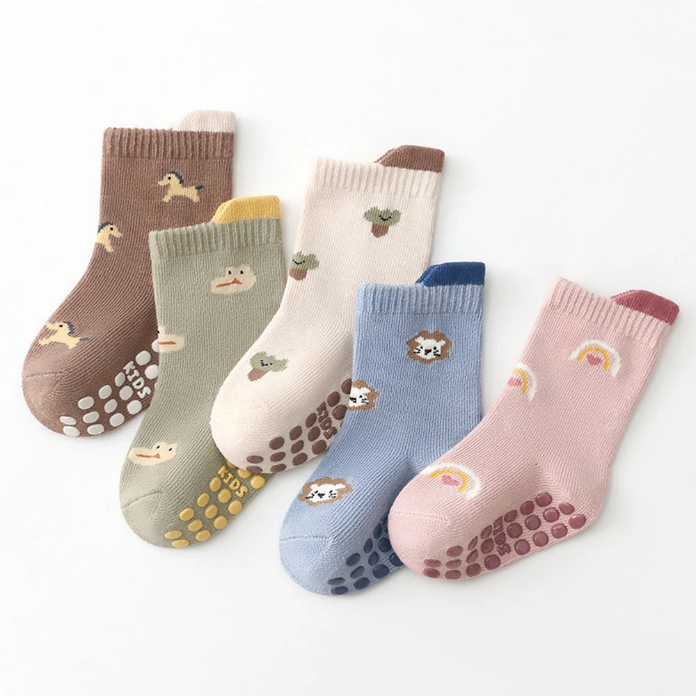 5 pairs anti-slip adhesive baby socks with cartoon animal patterns