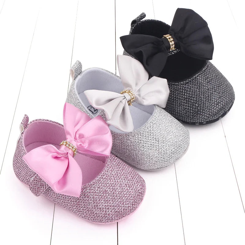 Spring Autumn Beautiful Baby Girl Princess Shoes Soft Soled Butterfly Bowknot Fashion Design Solid Newborn Prewalker Shoes D2677