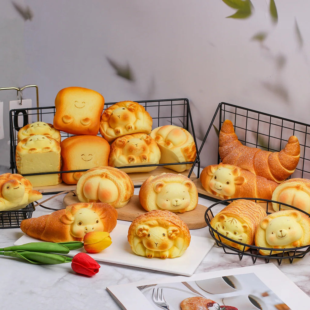 Kawaii Cartoon Animal Bread Squishy Slow Rising Squeeze Toy, Simulated Croissant Bun Fidget Toy Soft Stress Relief Toy Gift
