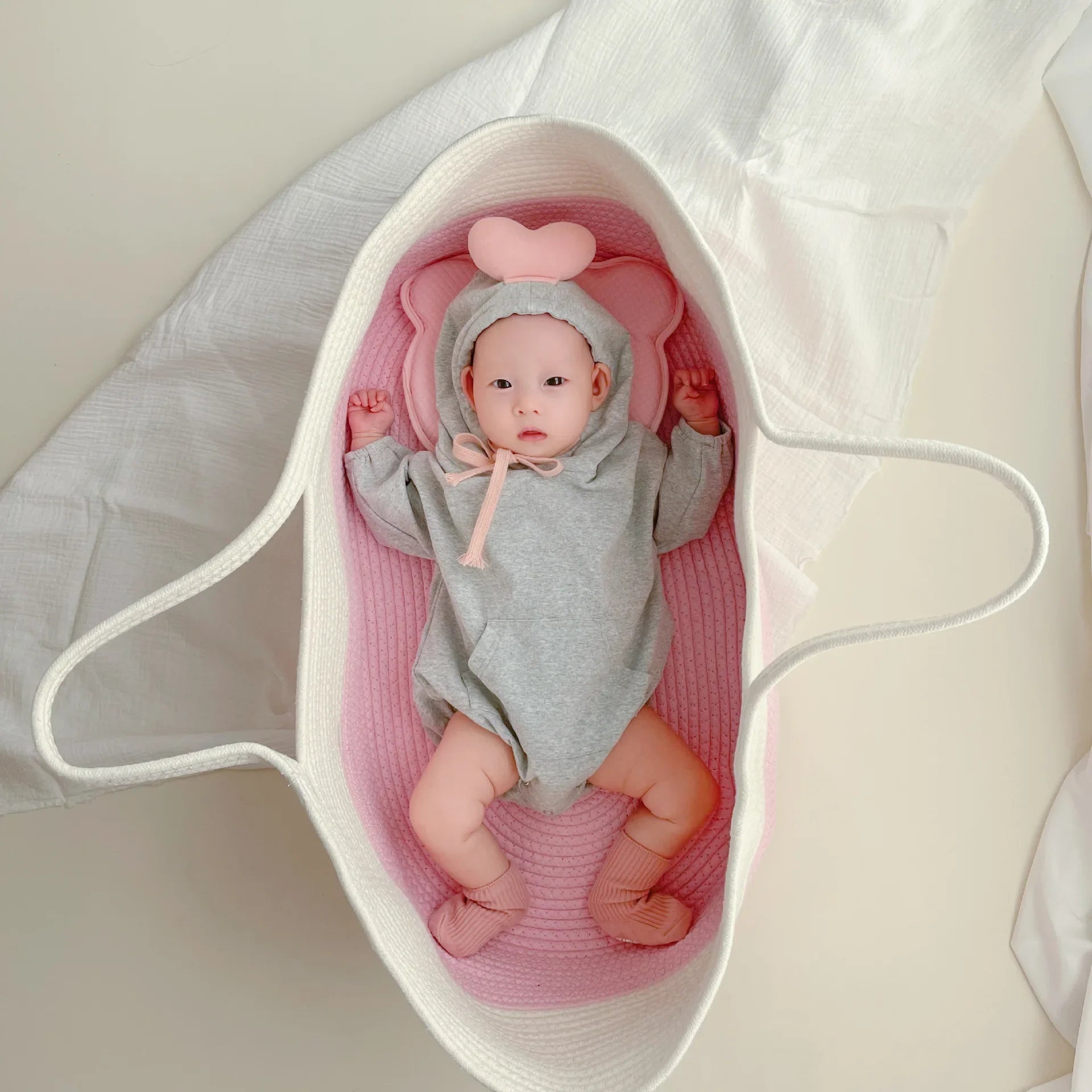 Ins Newborn Hand Basket Cotton Rope Woven Crib Baby Cradle Portable Outdoor Sleeping Infant Accessories Photography Props Gifts